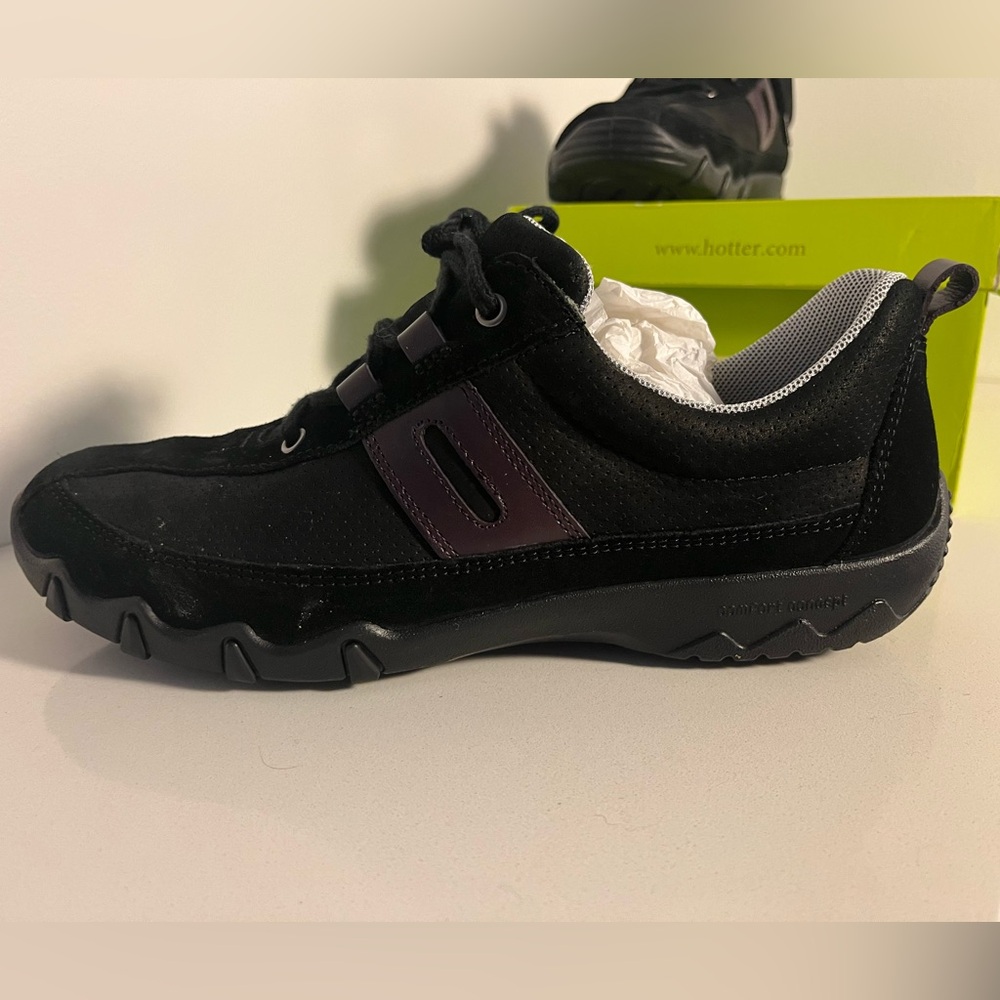 NWT Black nubuck/suede Leanne sneaker US 8.5 UK 6.5 Hotter, Made in England